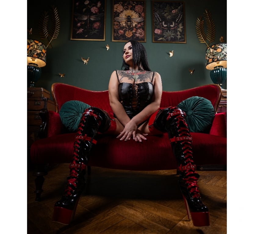 Escorts Buckinghamshire Milton Keynes - Photos for 👑ALICE🔥FULL GFE♥️🔝New💯 👅HOT🔞Curvy🔥