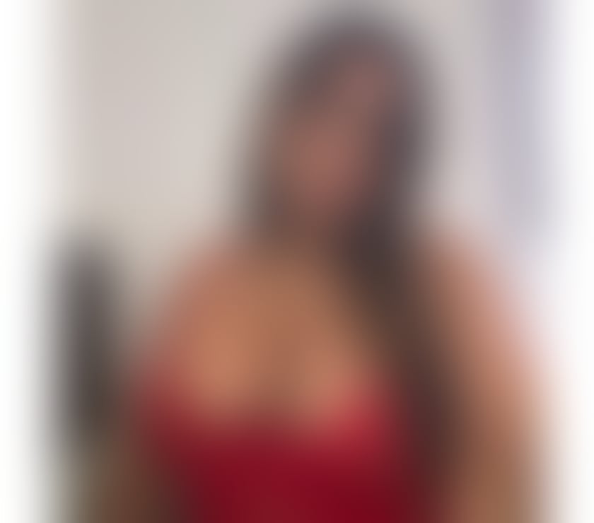 Escorts and Massages Ipswich Town Centre Ipswich - Photos for Kelly new in town 100% real party girl