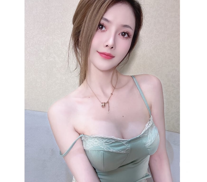 Escorts York York City Centre - York - Photos for 💕super busty 💕Sweet & Sexy Best💕ASIAN Girls