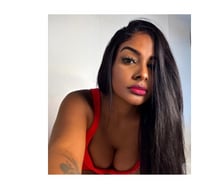 Sexy Brazilian brunette 🥰