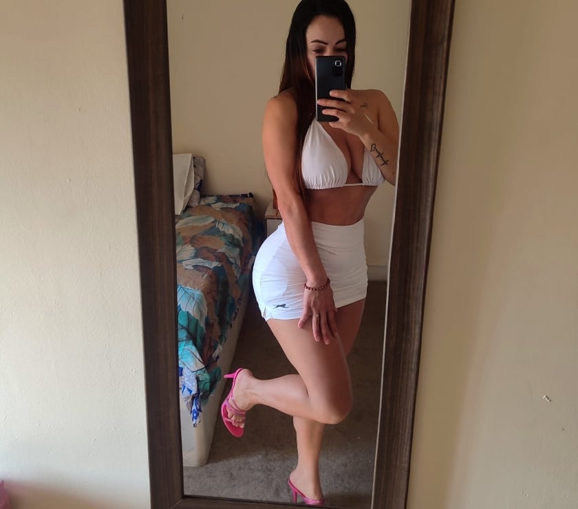 Escorts West Yorkshire Leeds - Photos for Camila hot latina sweet massage relax