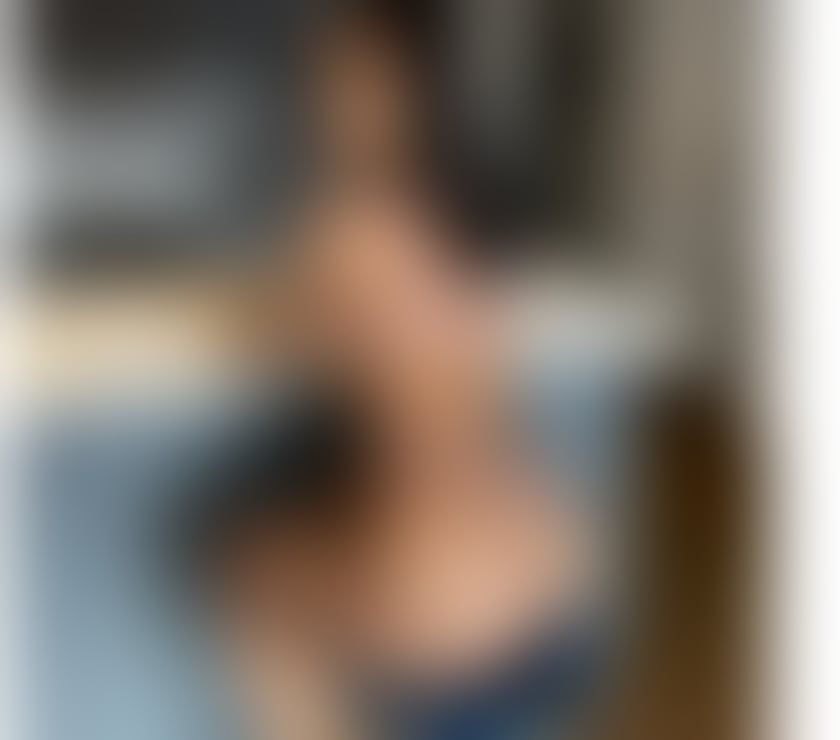 Lara Hot Brazilian – New in town
