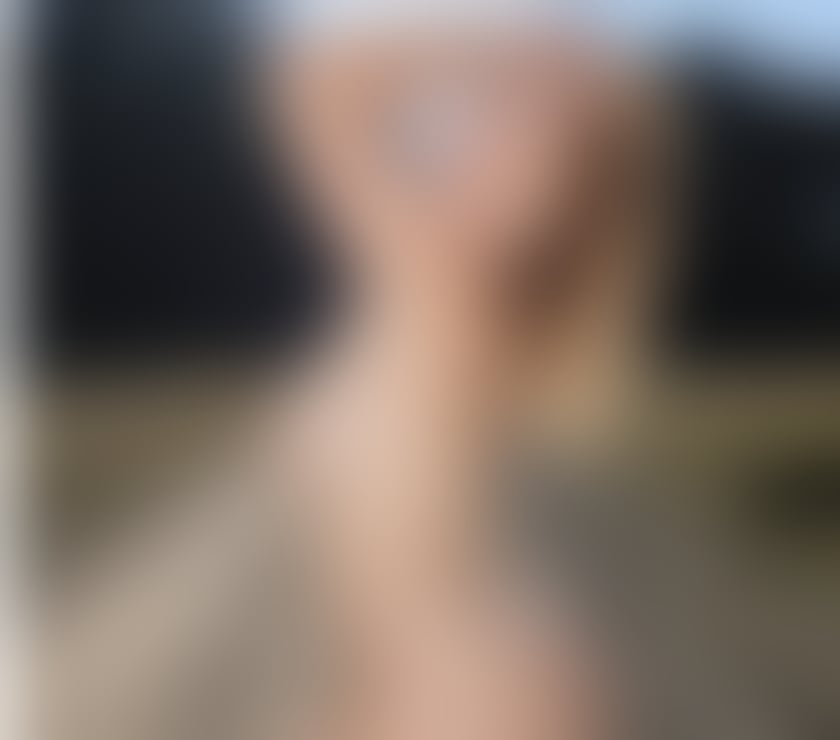 Escorts East London Spitalfields - East London - Photos for GREEDY HOTWIFE RAQUEL VAN ZANT