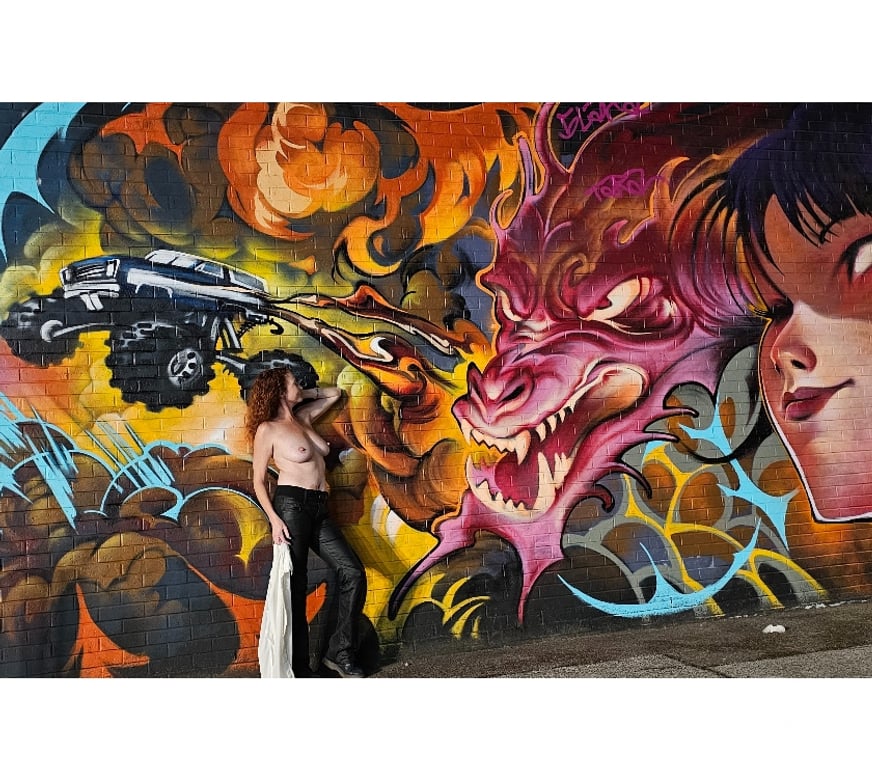 Escorts West Midlands Coventry - Photos for GREEDY HOTWIFE RAQUEL VAN ZANT