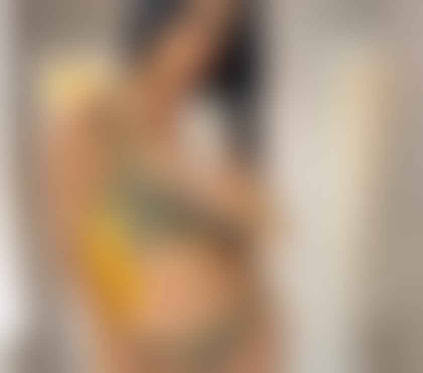 Escorts Greater Manchester Manchester - Photos for JULIA VERY HOT π₯ BRAZILIAN