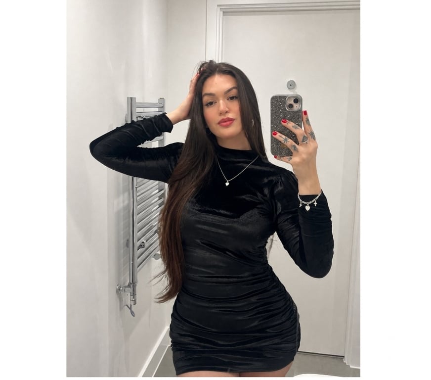 Escorts North West London Harrow - Photos for £40 🔥 NEW MIA WILD LATINA 🇧🇷 IN HARROW HA2