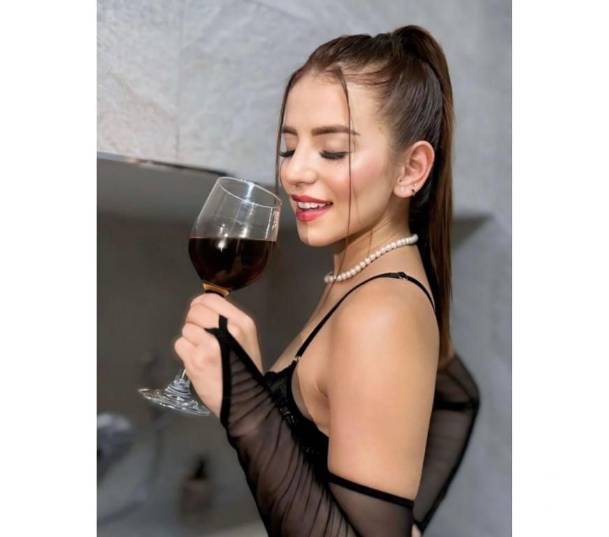 Escorts West London Hillingdon - Photos for Elisa from Spain 🥰 Fantasy Girl 🍭