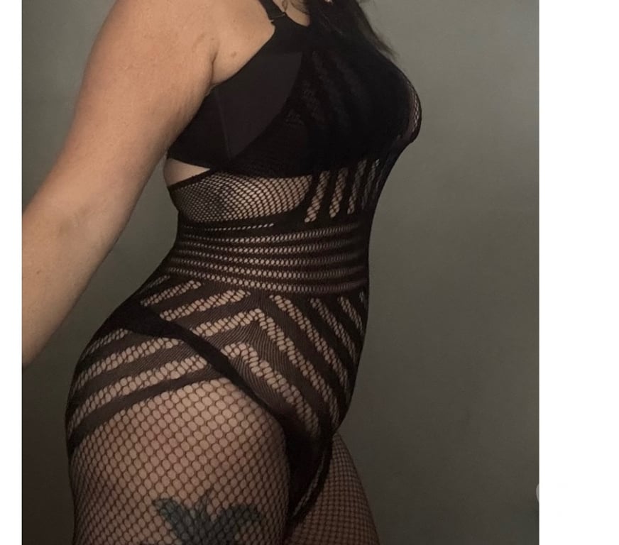 Escorts Somerset Bridgwater - Somerset - Photos for Curvy, Busty and Sophisticated