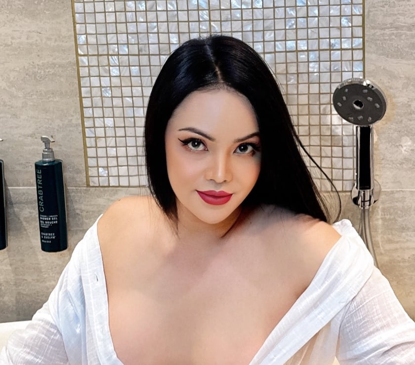 Trans Escorts Cardiff Cardiff City Centre - Cardiff - Photos for THAI TS POPPY BEST SERVICE IN CARDIFF 🍆💦