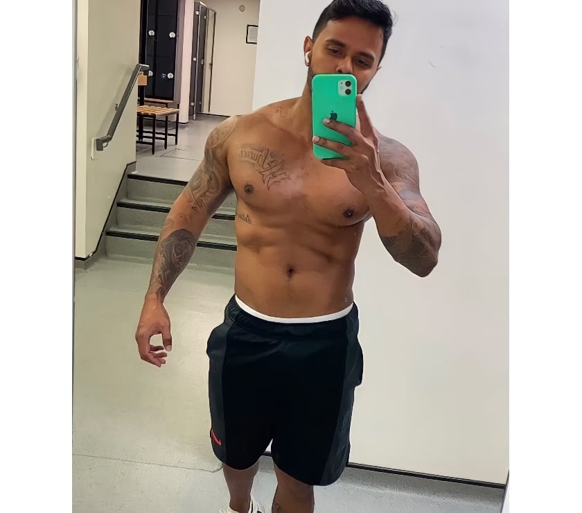 Gay massage Greater Manchester Bolton - Photos for LEONARDO BRAZILIAN FULL SERVICE