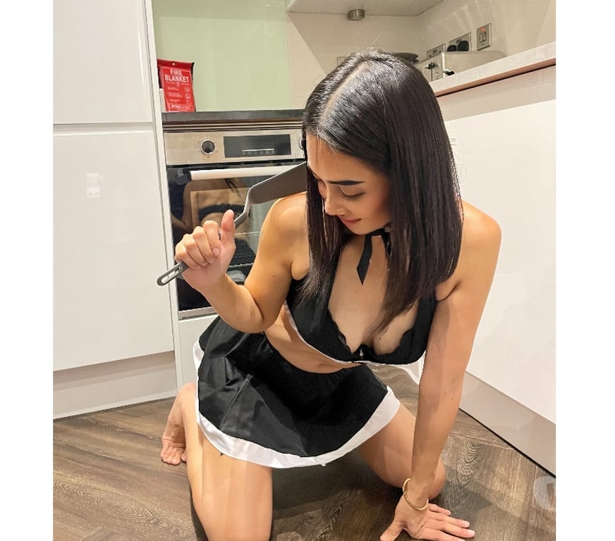 Escorts Cheshire East Wilmslow - Cheshire East - Photos for Hot Thai Girl Best OWO 👑No Rush 🫦
