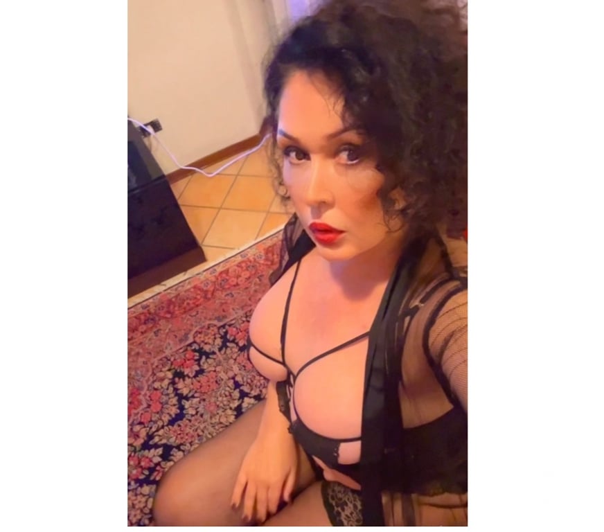 Escorts Halton Runcorn - Halton - Photos for Giulia new in the town real pics I wait you