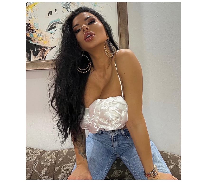 Escorts Kent Maidstone - Photos for Karina💯🍌🍑no rush💯NEW IN TOWN 💯genuine🍌🍑
