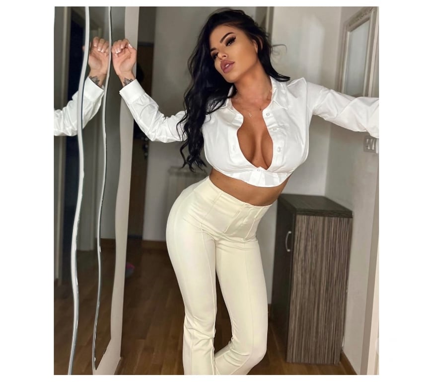 Escorts Kent Maidstone - Photos for Karina💯🍌🍑no rush💯NEW IN TOWN 💯genuine🍌🍑