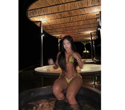 Escort Beckenham Junction (Tramlink) Station Bromley - Photos for Darle PARTY GIRL 🔝BEST BRUNETTE IN TOWN