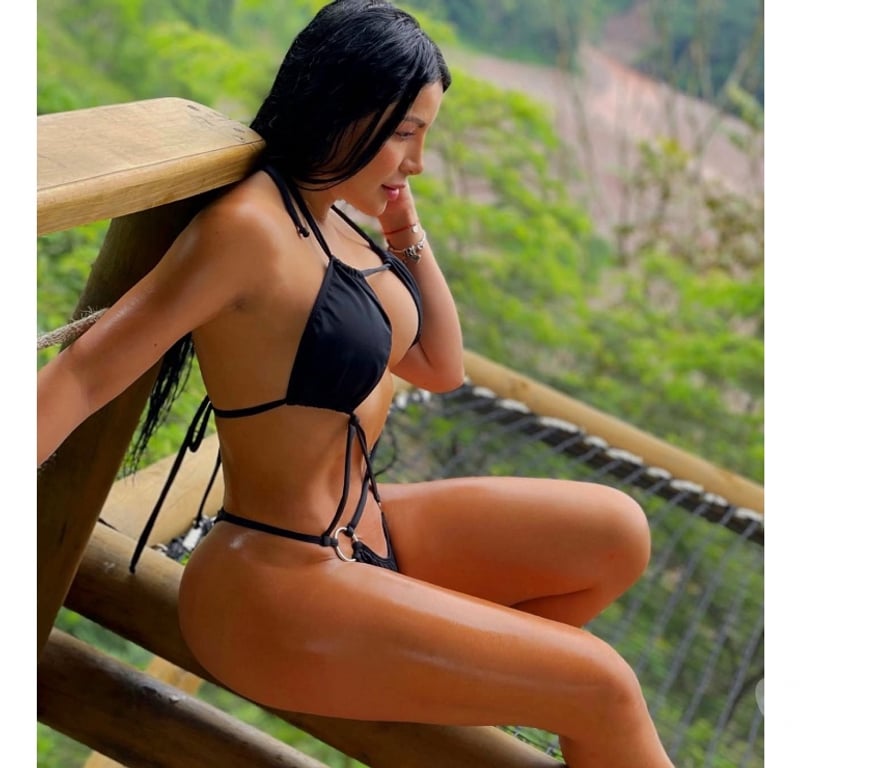 Escorts West London Hillingdon - Photos for 💦 🍑🫦HOT CURVY PARTY-GIRL🥂STRAPON TOYS🍭