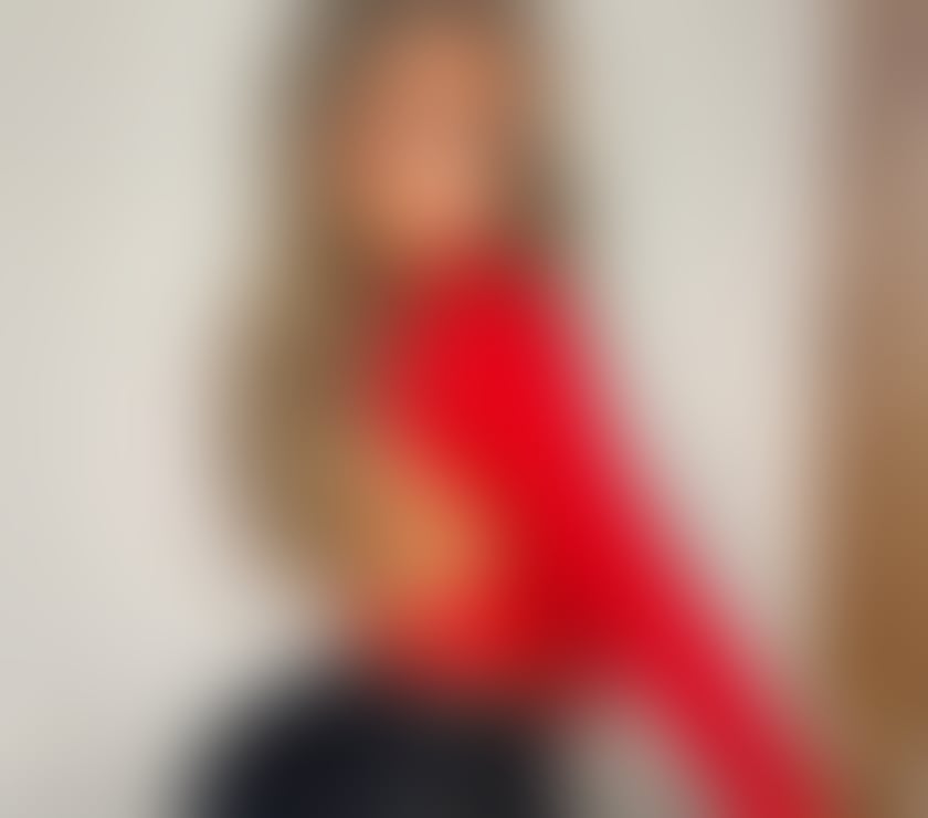 Escorts Tyne and Wear Sunderland - Photos for 🫦Hiya I’m Chloe blue eyes tan body🫦