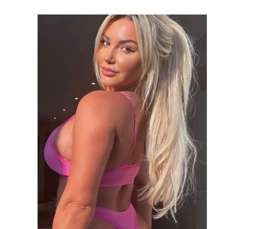 Escorts Glasgow Glasgow City Centre - Glasgow - Photos for EMMA FULL SERVICES 🍑PARTY GIRL ‪07708 601157‬