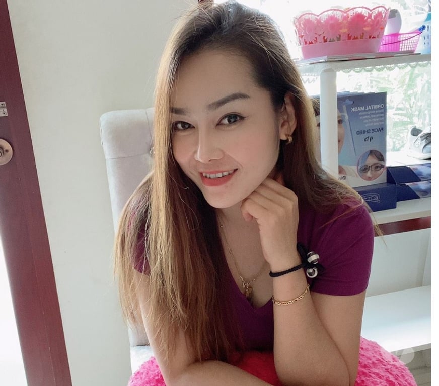 Escorts Gloucestershire South Gloucestershire - Photos for Emmie Thai professional Massage And Body To Body😘