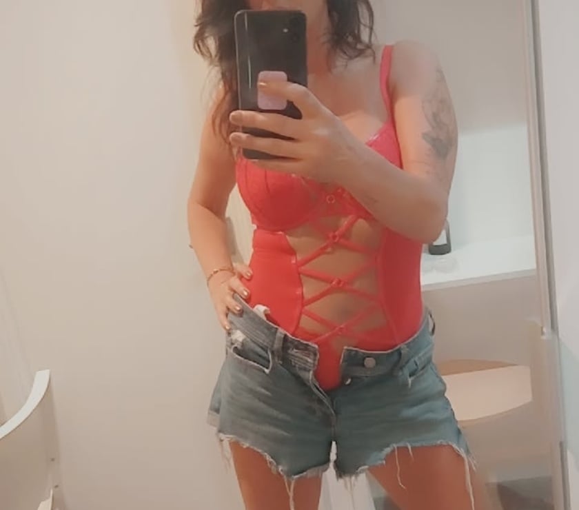 Escort Ealing West London - Photos for English jade fun all day and night , car fun.outcall