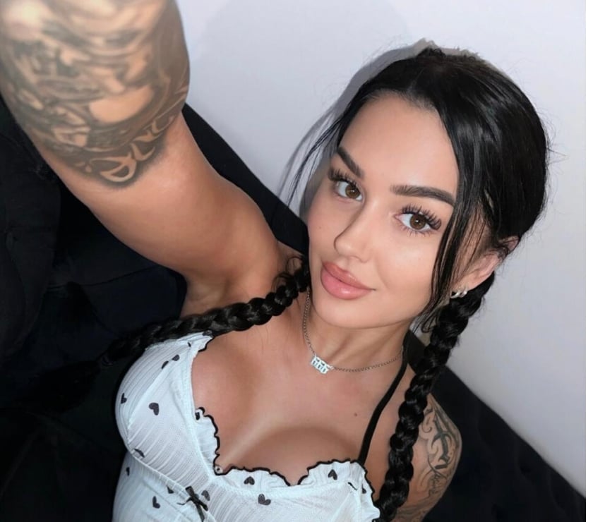  Escorts & Erotic Massage Woolwich South East London - Photos for 🌹 Elegant Presence, Unforgettable Moments 🌹