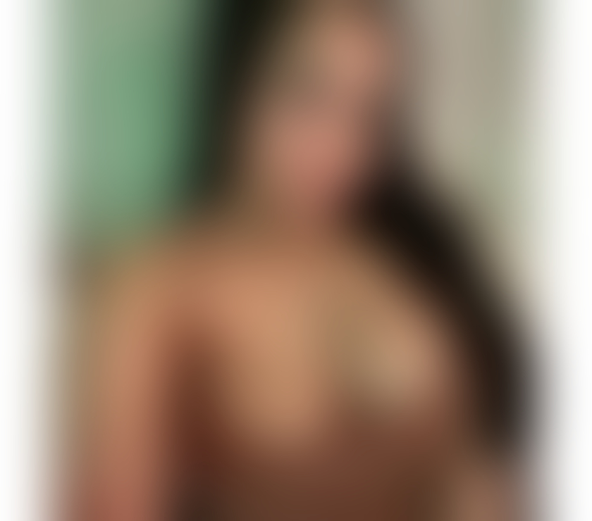 Escorts Cardiff Cathays - Cardiff - Photos for Mia 💚❤️🩹💓🍓 🥂PARTY GIRL🥂