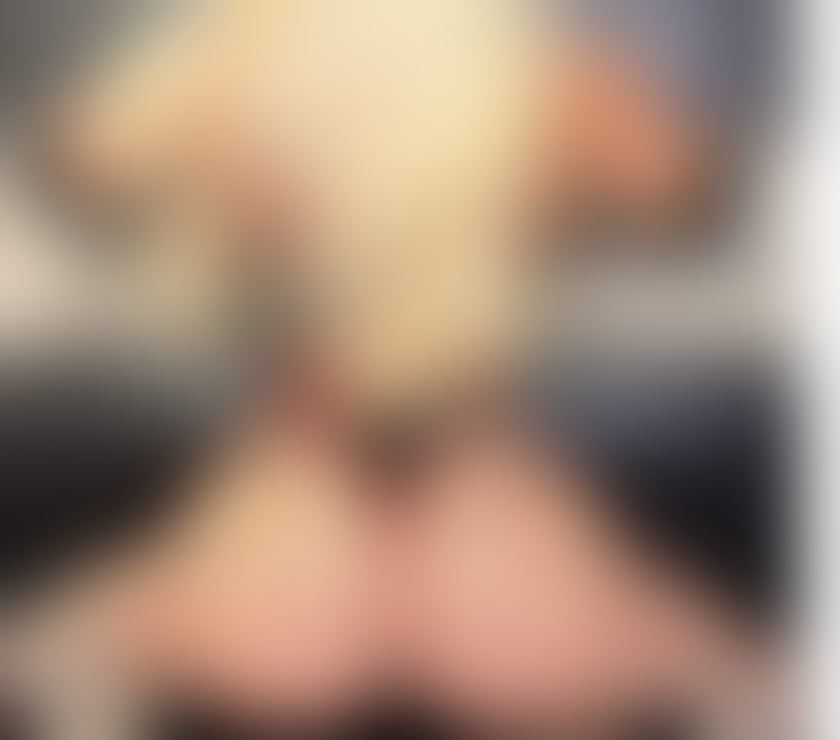 Escorts East London Havering - Photos for PARTY BLONDE MILF IN ROMFORD ❣️