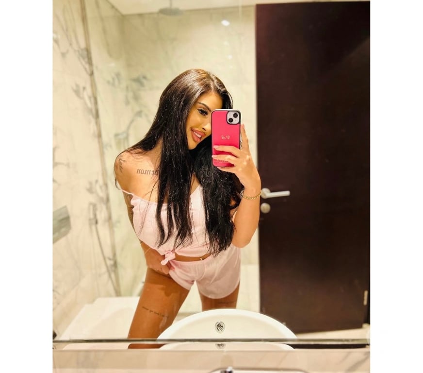 Escorts Kent Maidstone - Photos for 🍒Kelly🆕 in town 🪩 🔝HOTTEST🔝SLIM🔞Party📌