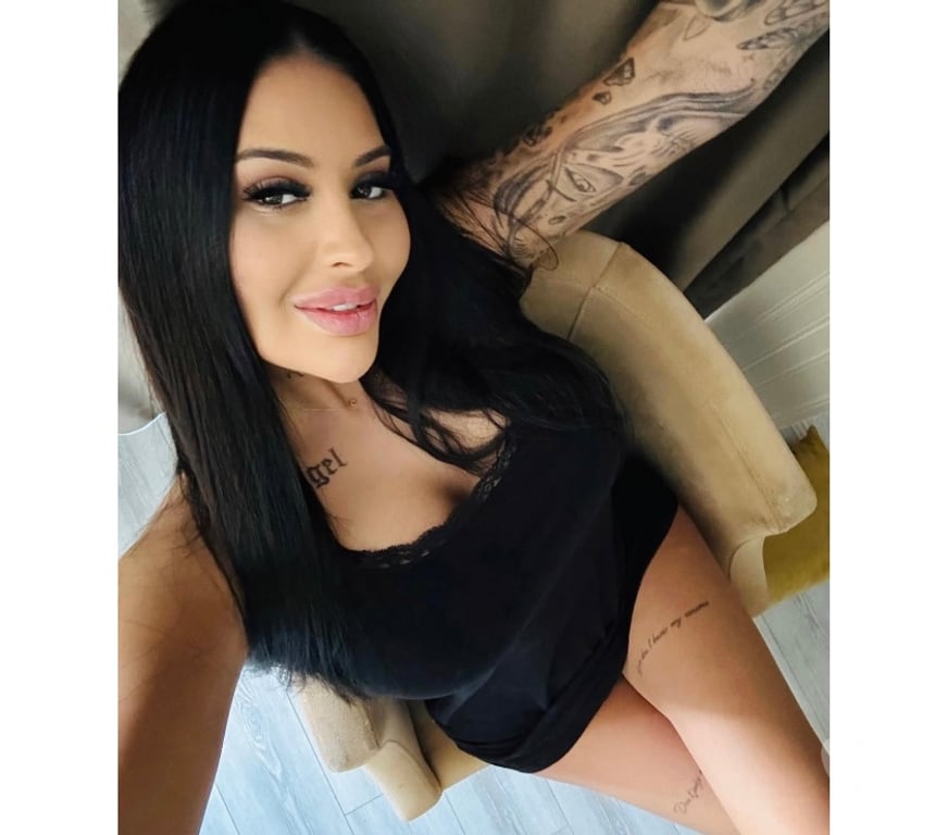 Escorts Kent Maidstone - Photos for 🍒Kelly🆕 in town 🪩 🔝HOTTEST🔝SLIM🔞Party📌