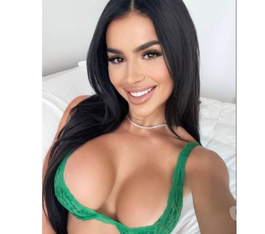 Escorts Greater Manchester Manchester - Photos for WET 🍑 OWO💦KISS AND MUCH MORE👙