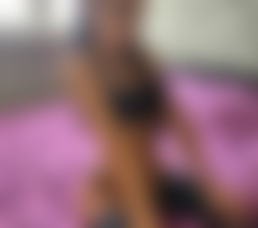 Escorts Worcestershire Worcester - Photos for Emma, outcall only, genuine classy, party 💟playful