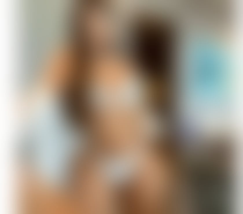 Escort Aldershot Rushmoor - Photos for COLOMBIAN 💦💦 EXTRAS AVAIABLE 💦💦