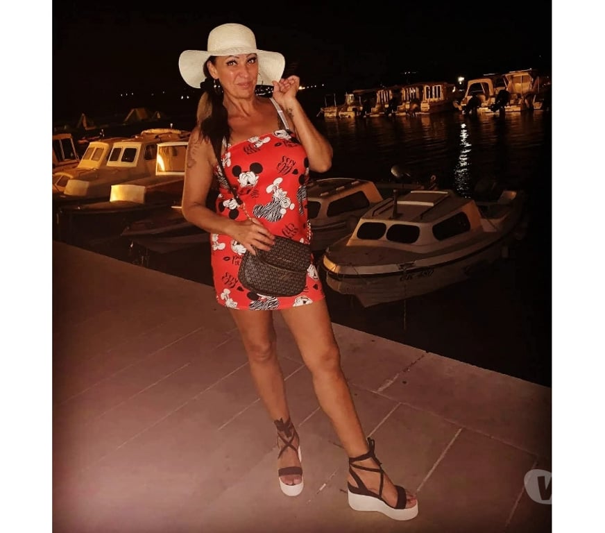 Escorts East London Stratford Station - East London - Photos for Melanie milf xx