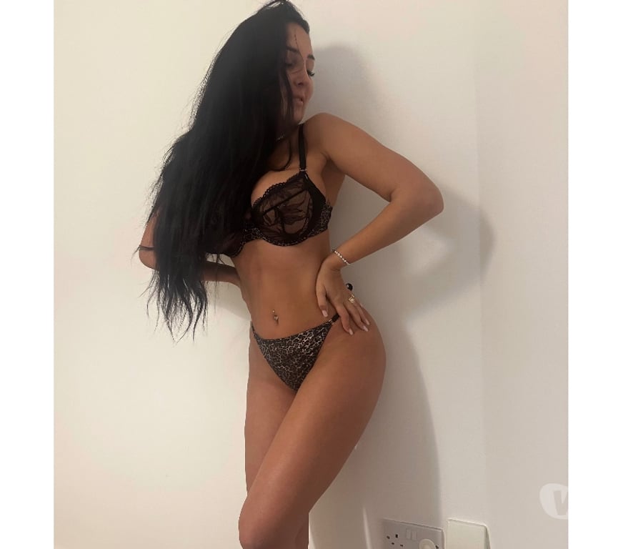Escorts West Yorkshire Kirklees - Photos for Roxy💙new in town💙party girl💙no rush