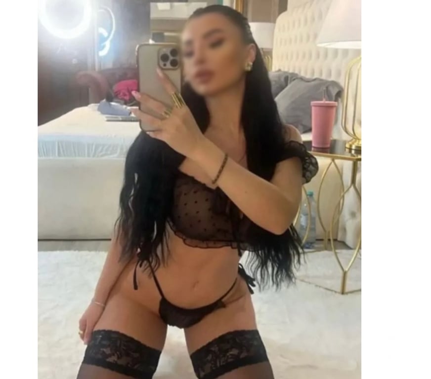 Escorts Glasgow Glasgow City Centre - Glasgow - Photos for ❤️AMBRA HOT BRUNETTE❤️BEST OWO👅PARTY GIRL🔞