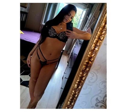 Escort Liverpool City Centre Liverpool - Photos for Hi guys just arrived in your town❤️ Lola❤️