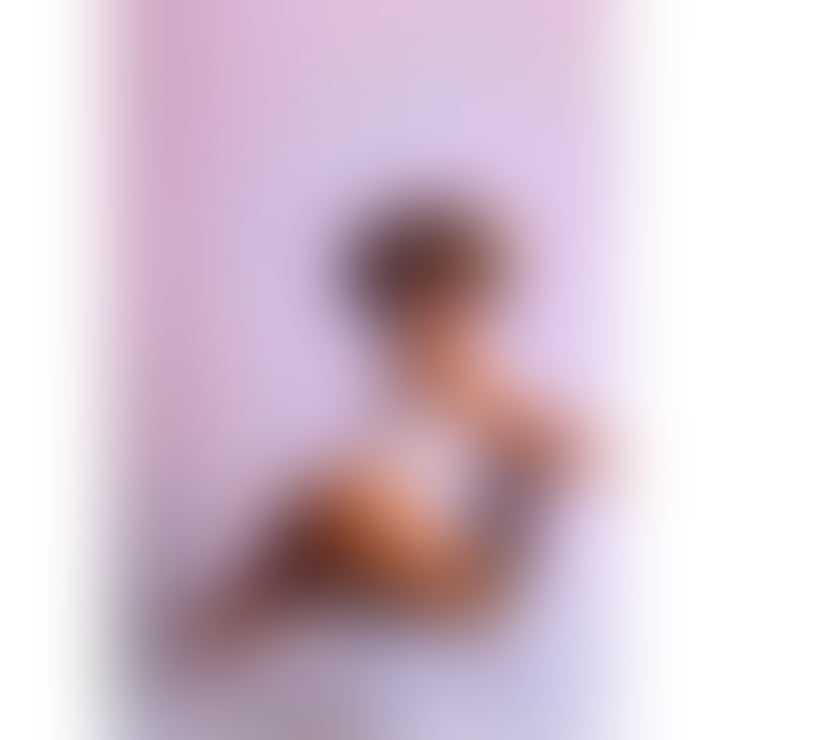 Escorts Glasgow City Centre Glasgow - Photos for Kissed Tanned girll from Brazil with a wild curly hair