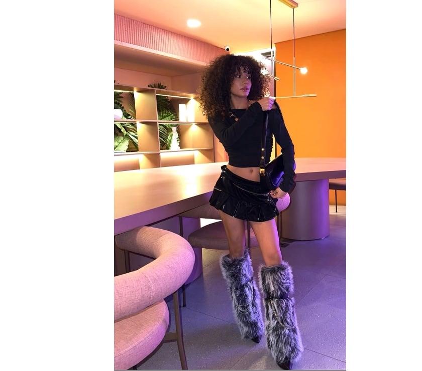 Escorts Glasgow City Centre Glasgow - Photos for Bia curly girl from Ecuador
