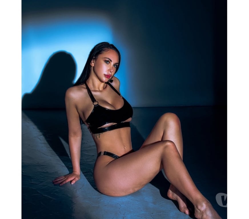 Escorts Hertfordshire Broxbourne - Photos for 📍💋Latina big Girl party🥰📍