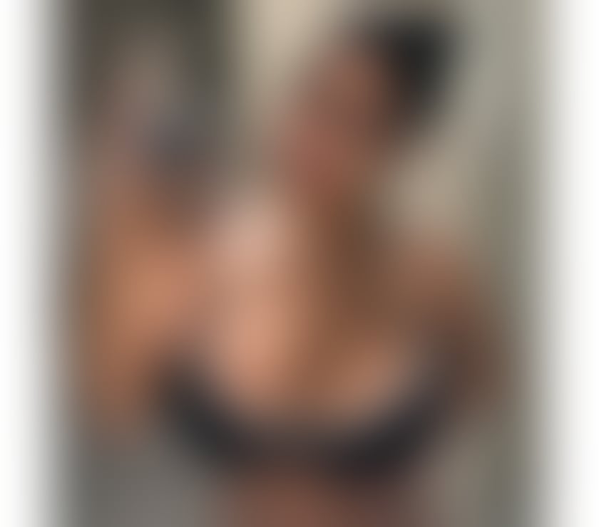 Escorts Surrey Spelthorne - Photos for 😍KARLA HOT PARTY👅 GIRL😻🍭