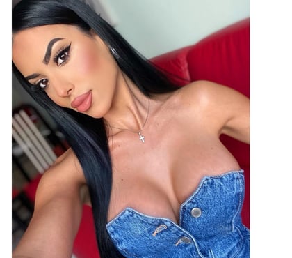  Escorts & Erotic Massage Leeds City Centre Leeds - Photos for Cleo 🥰real party 💋🥳no rush💋