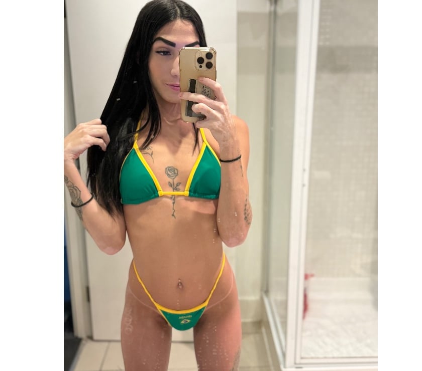 Trans Escorts South East London Croydon - Photos for Top model Victoria hot brazilian 🤩🇧🇷