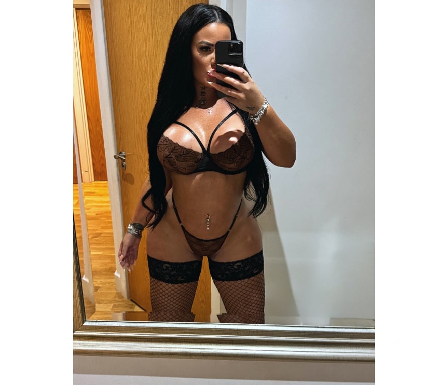Escorts West Midlands Solihull - Photos for 📍NEW IN TOWN📍NAUGHTY EX STRIPPER 😈