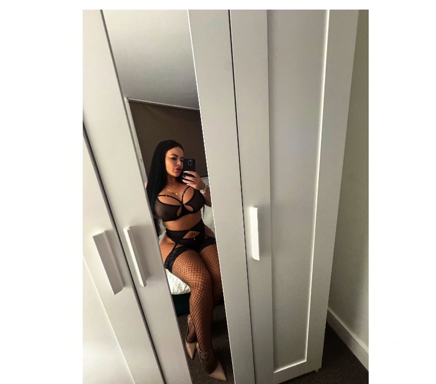 Escorts West Midlands Solihull - Photos for 📍NEW IN TOWN📍NAUGHTY EX STRIPPER 😈