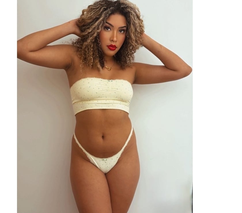 Photos for Brazilian hot 😋100% real