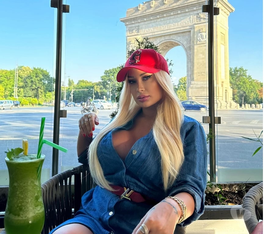 Escorts Hertfordshire Stevenage - Photos for Sabrina hungarian