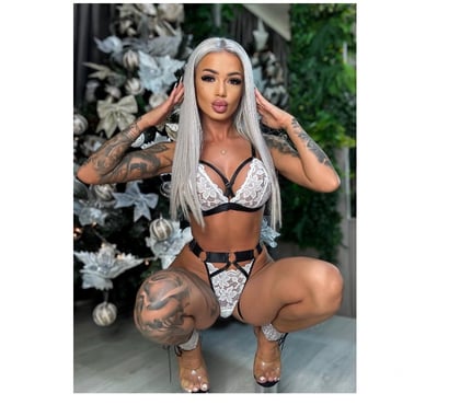 Escorts Colchester City Centre Colchester - Photos for EMMA 🍑 Party girl 🥂 WET and HORNY 💦