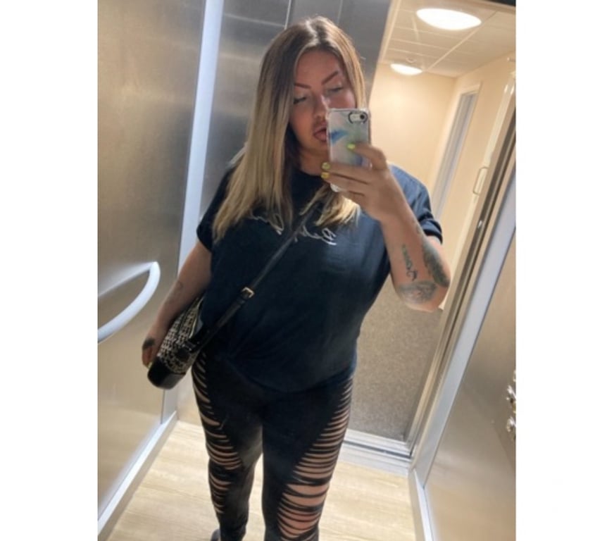Escorts Surrey Woking - Photos for Magiclondon69 Best Curvy Milf 😍😍