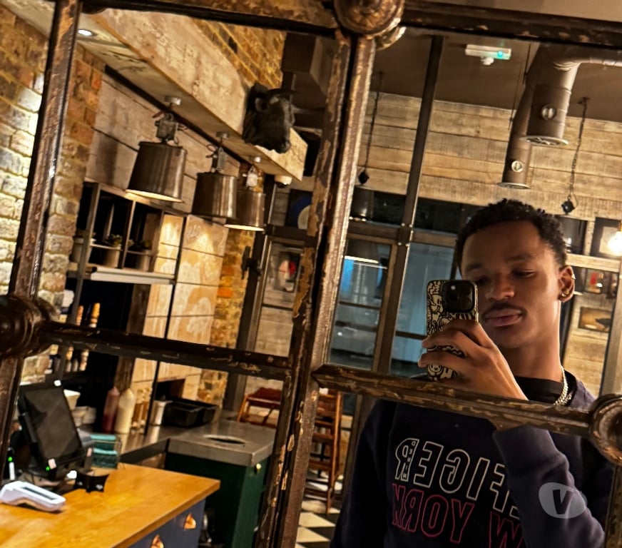  Gay massage South West London Battersea - South West London - Photos for Vers, Smooth & Discreet