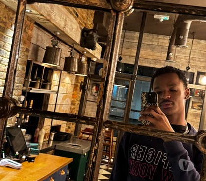 Gay Escorts Battersea South West London - Photos for Vers, Smooth & Discreet